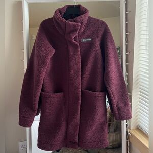 Columbia Women's Burgundy Jacket